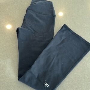 ALO Yoga Black Leggings